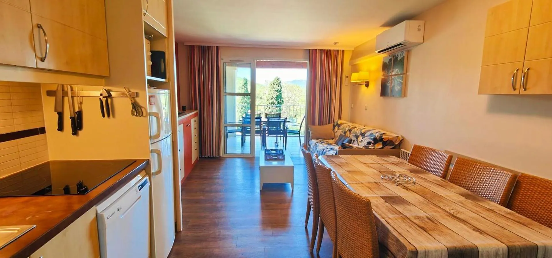 Apartment Beautiful Apt With Ac And Swimming Pool Saint-Raphael